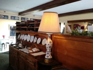 Patisserie Boissiere shelf and lamp