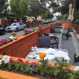 Patisserie Boissiere outdoor dining area