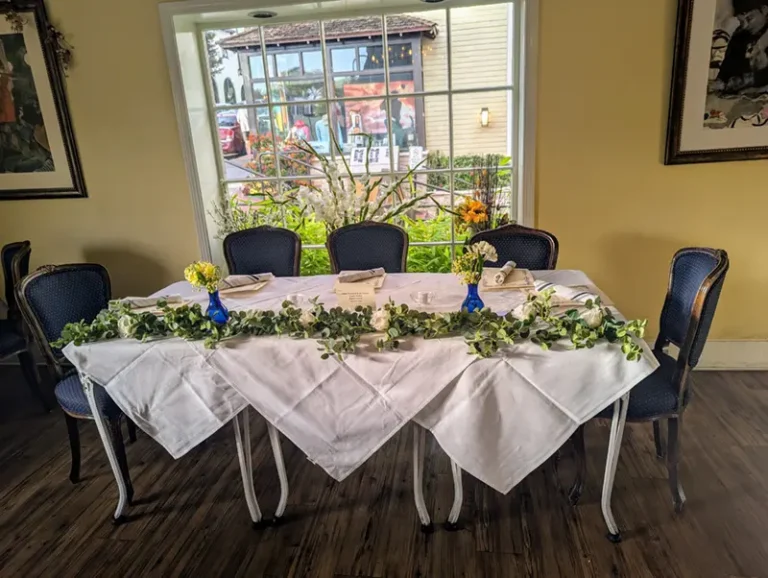 Table with decorations for Jillian & Evan event